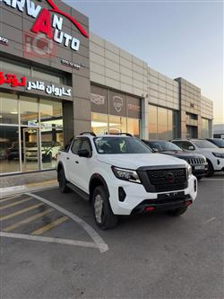 نیسان نەڤارا